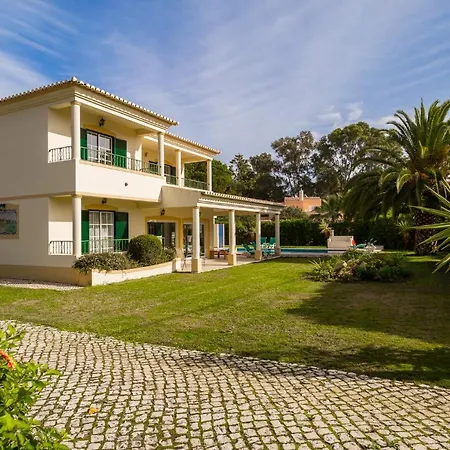 Penina 4 Bed Vila *