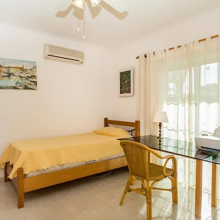 Penina 4 Bed Vila