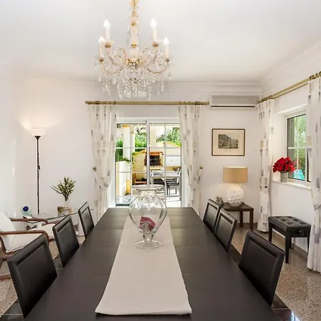 Vila Penina 4 Bed Portimão