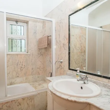 Penina 4 Bed Vila